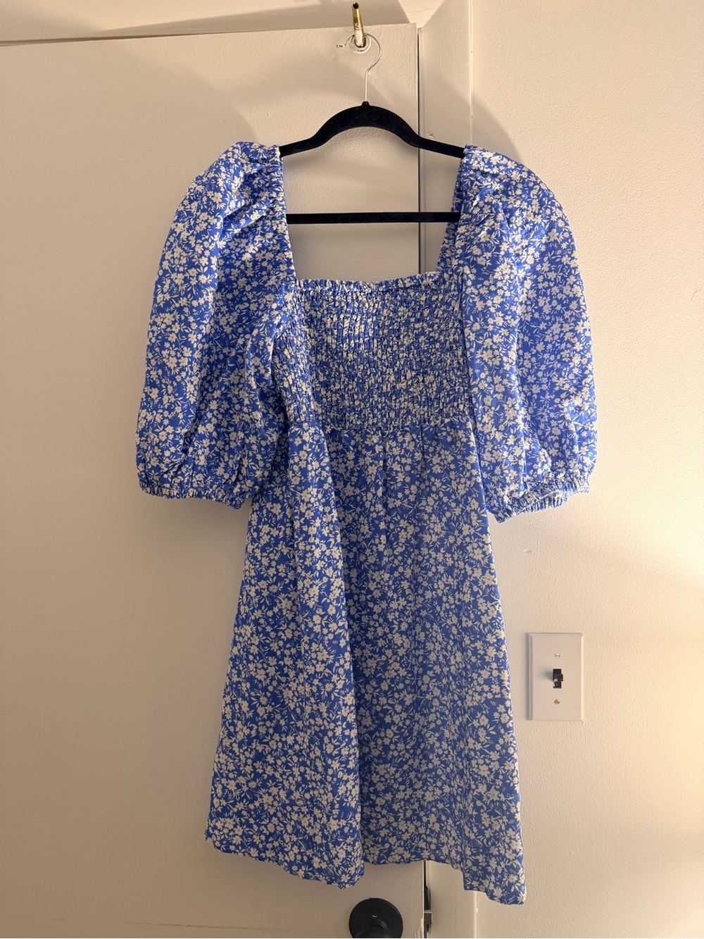 Tuckernuck Blue Floral Puff-Sleeve Smocked Midi Dress
